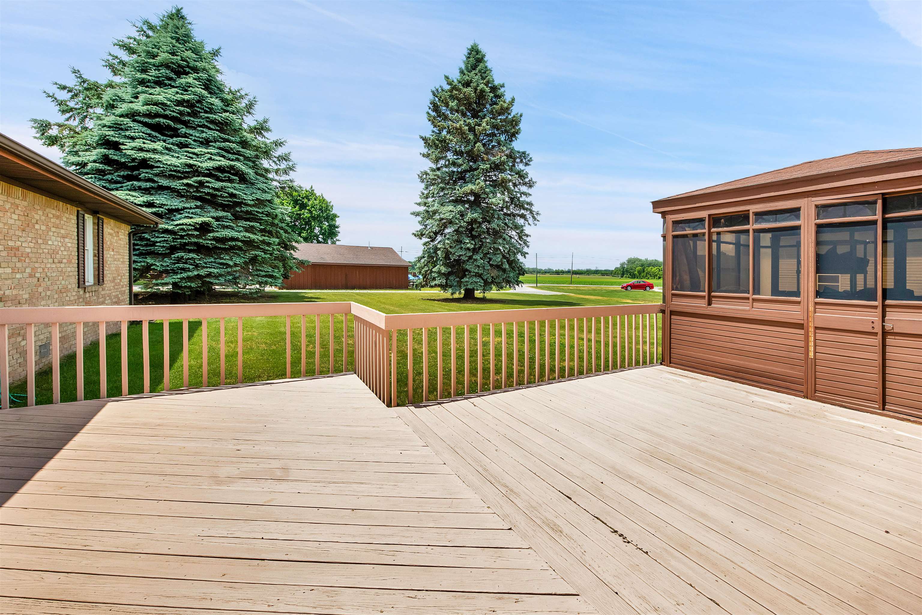 14684 Dixon Road Dundee, MI 48131 - Photo 20 of 42 50150953-634A1913-722C-4BDE-8090-BA14C7D32CEC.JPG