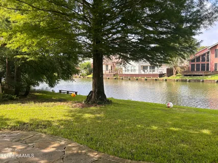 $597,000 | 301 Old Settlement Road, Lafayette, LA 70508