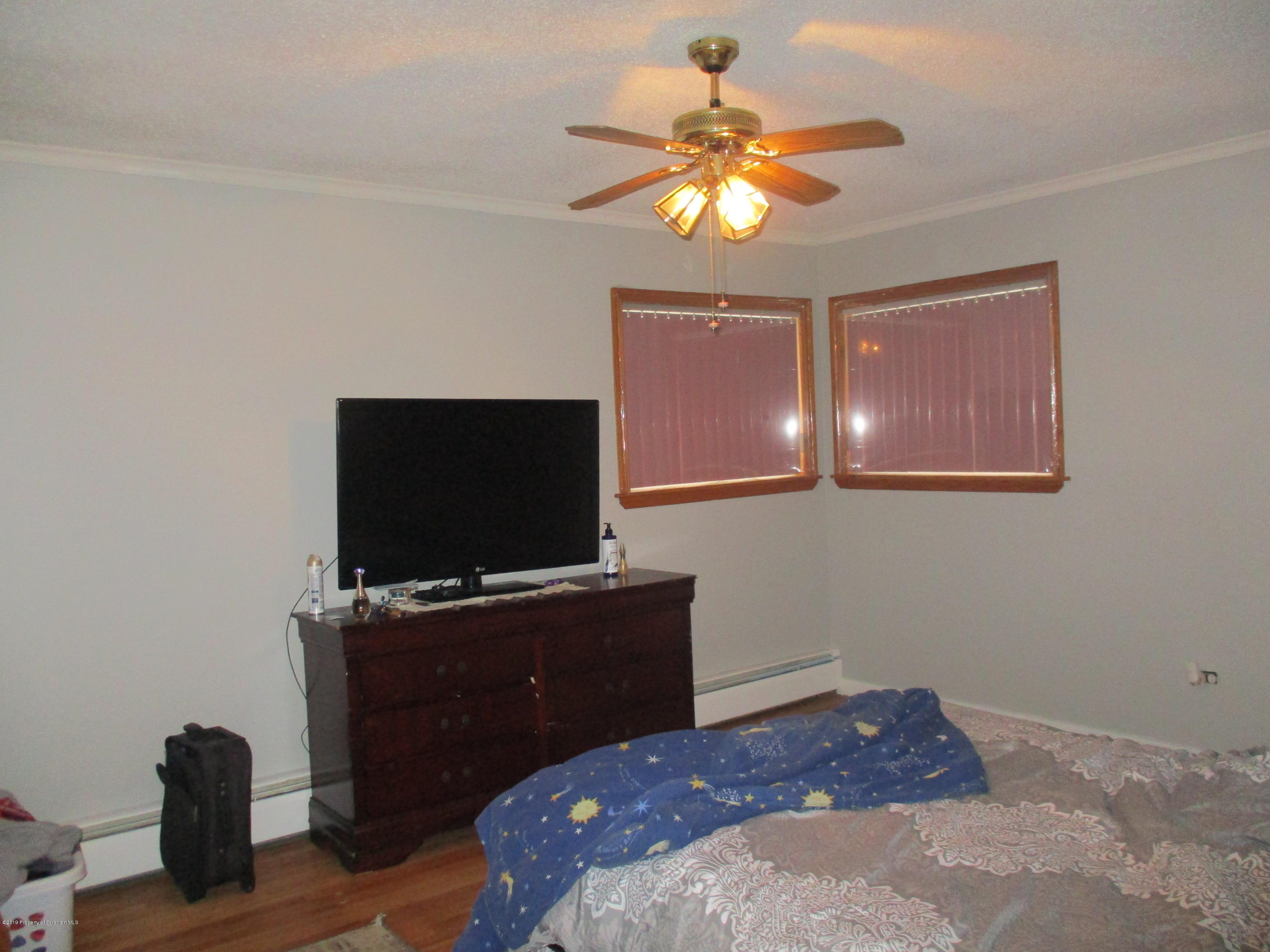 225 Blue Shutters Road Moscow, PA 18444 - Photo 15 of 23 Gallery Image 15
