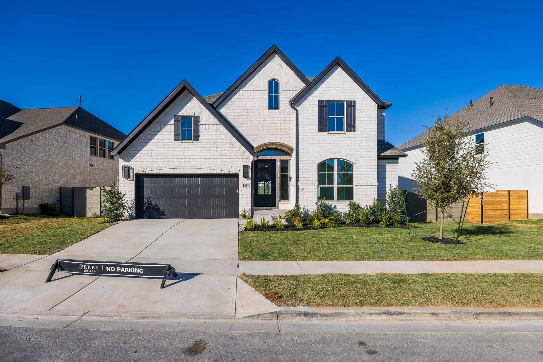 1524 Rodeo Ridge Drive Georgetown, TX 78628 - Photo 2 of 39