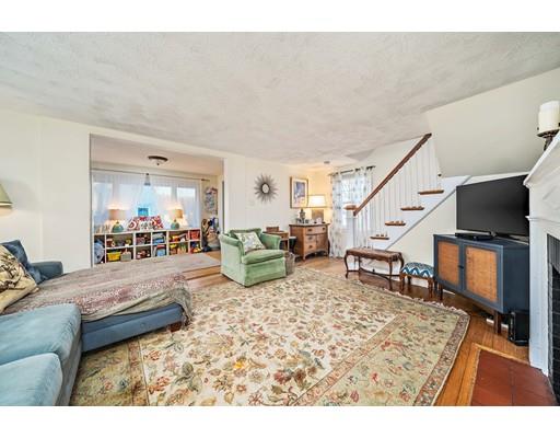 69 Squanto Road Weymouth, MA 02191 - Photo 5 of 23