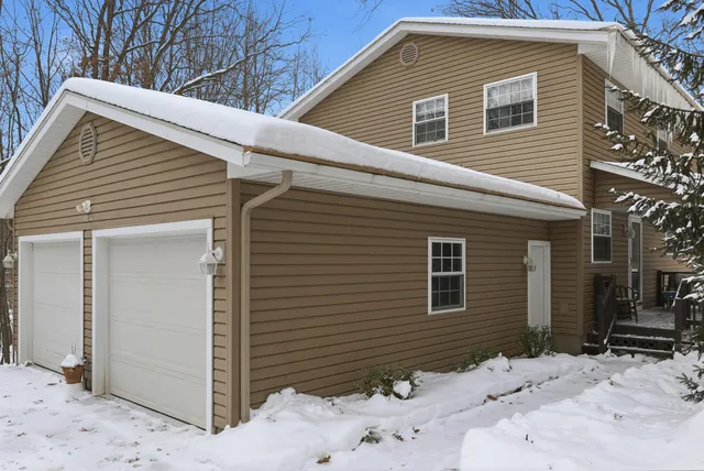 $289,000 | 9913 Sante Fe Trail, Stanwood, MI 49346