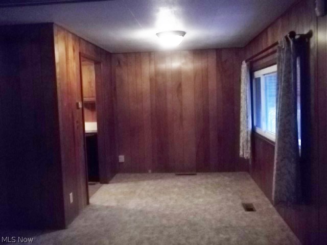 7680 Hayes Road Andover, OH 44003 - Photo 3 of 16