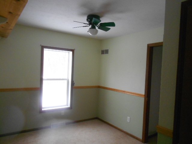 8272 West Braden Road Perry, MI 48872 - Photo 10 of 12 31091816-9.JPG