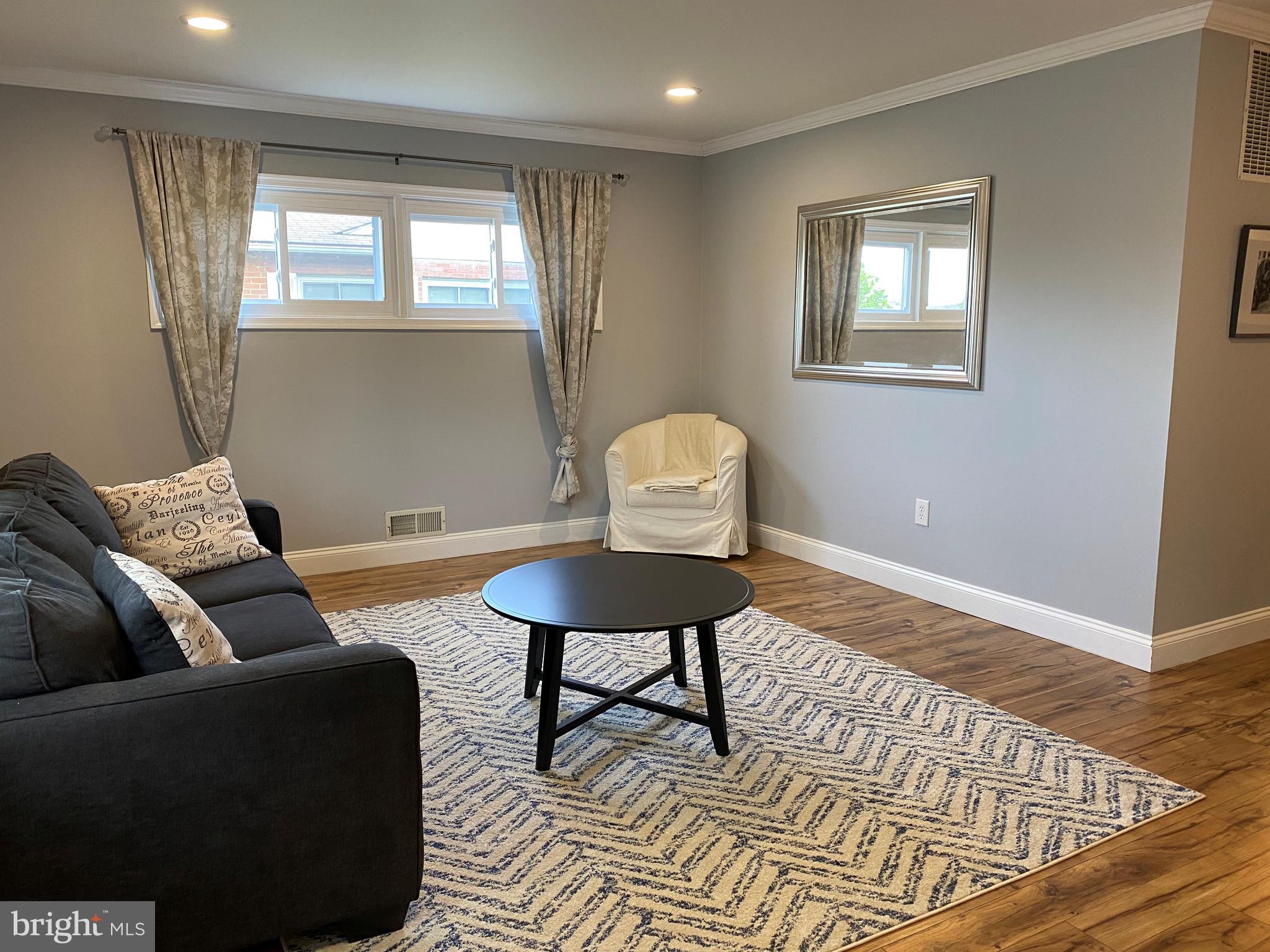 2505 Burridge Road Baltimore, MD 21234 - Photo 4 of 17 Gallery Image 4