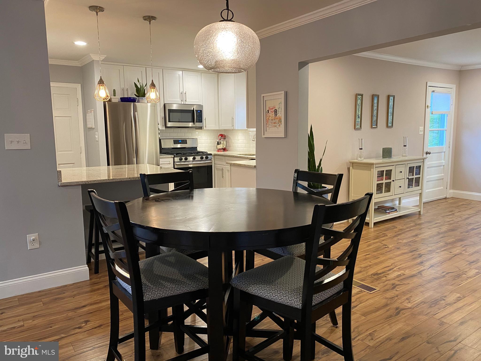 2505 Burridge Road Baltimore, MD 21234 - Photo 6 of 17 Gallery Image 6