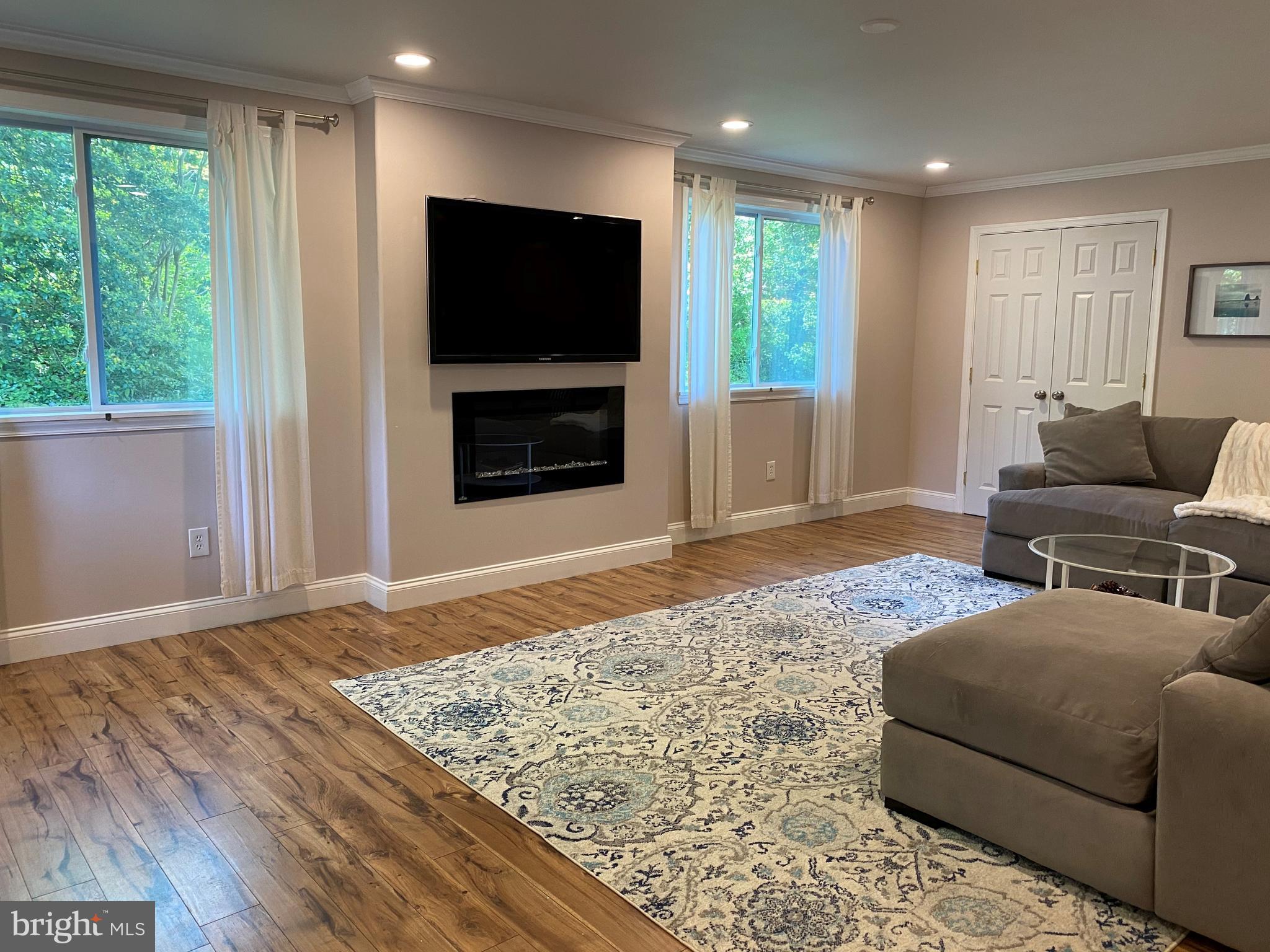 2505 Burridge Road Baltimore, MD 21234 - Photo 9 of 17 Gallery Image 9