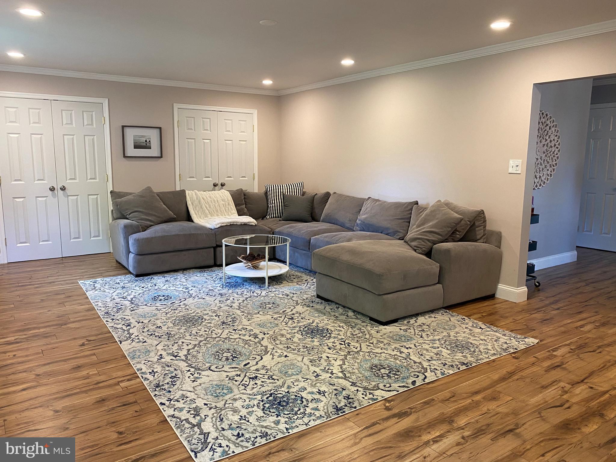 2505 Burridge Road Baltimore, MD 21234 - Photo 10 of 17 Gallery Image 10