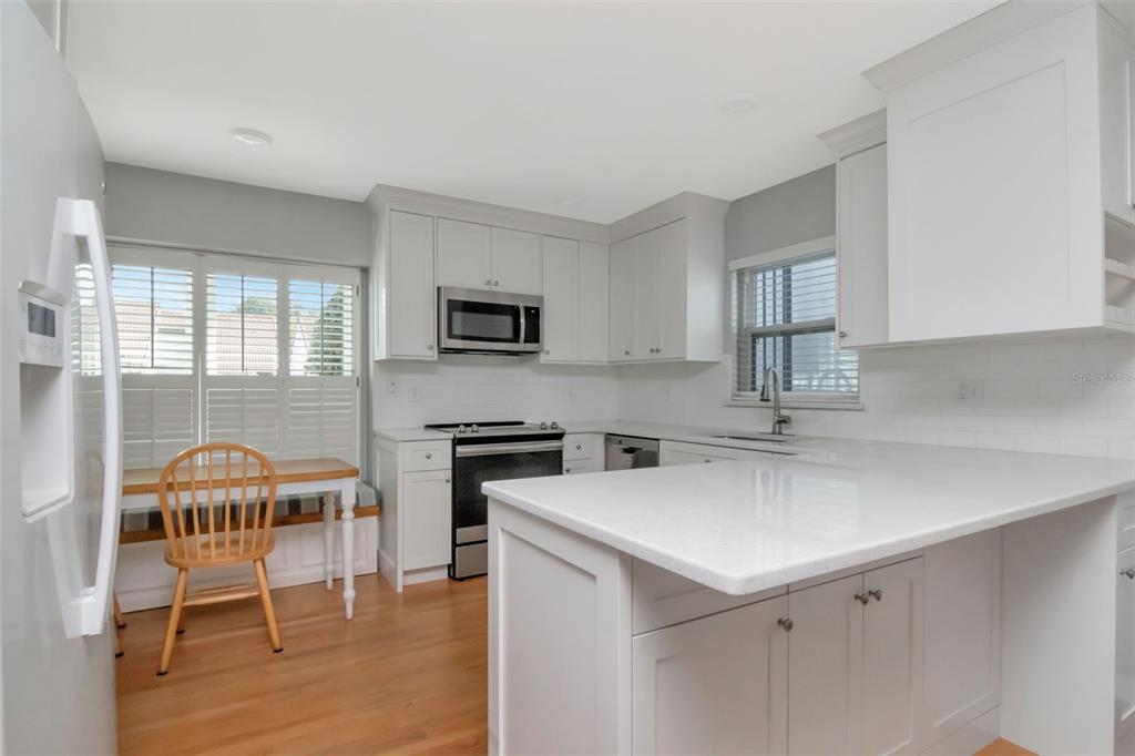 11504 Cerca Del Rio Place Temple Terrace, FL 33617 - Photo 17 of 39