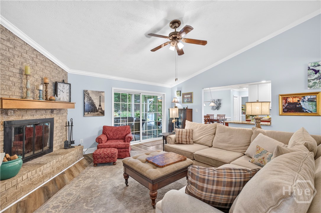 107 Robin Road Savannah, GA 31419 - Photo 7 of 40