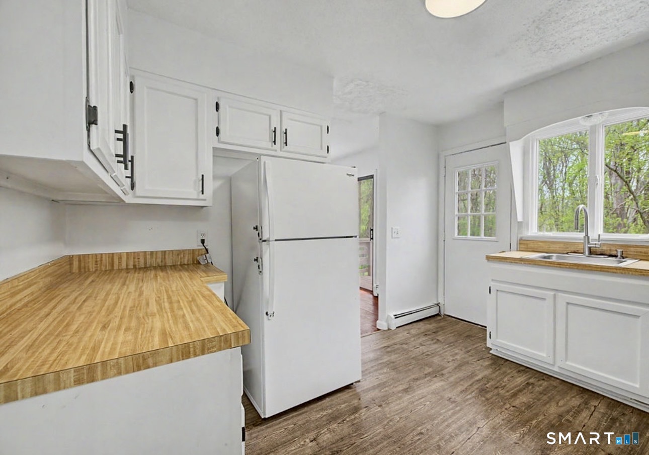 6 Jacklin Road Bethel, CT 06801 - Photo 19 of 40