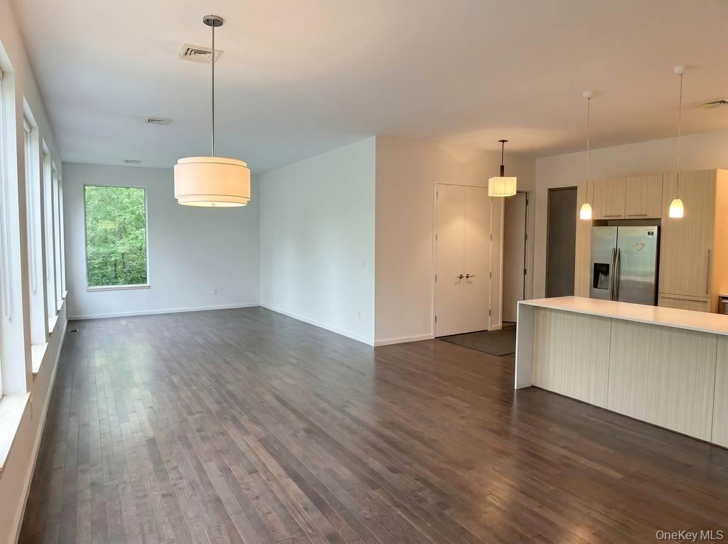 32 Old East Road Wallkill, NY 12589 - Photo 12 of 36 Gallery Image 12