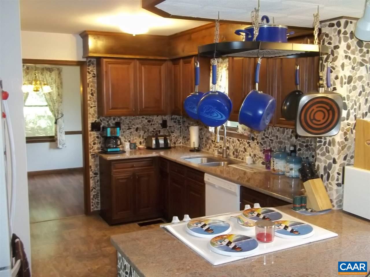 4201 Campbell Road Troy, VA 22974 - Photo 4 of 18 Gallery Image 4