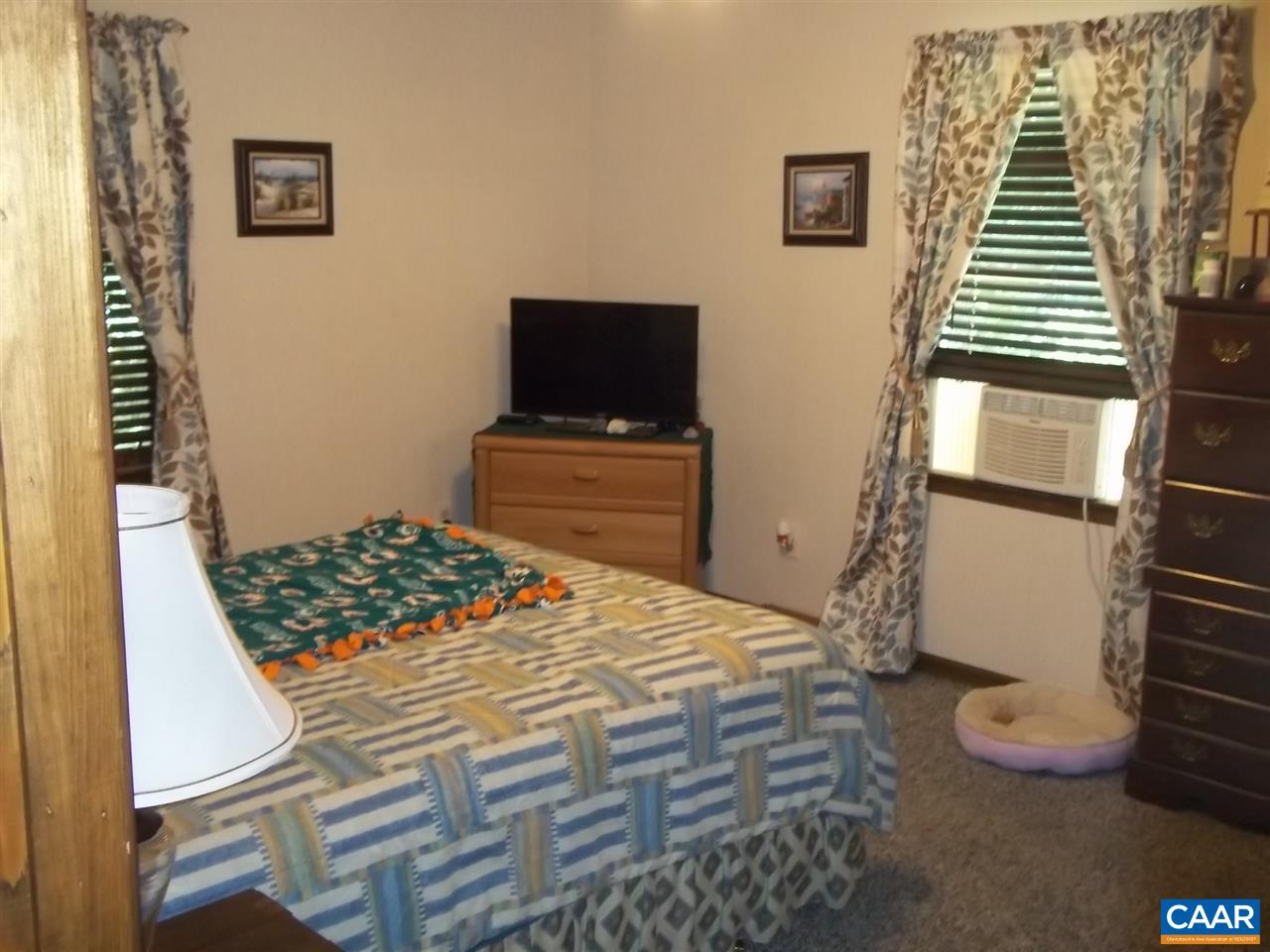 4201 Campbell Road Troy, VA 22974 - Photo 10 of 18 Gallery Image 10