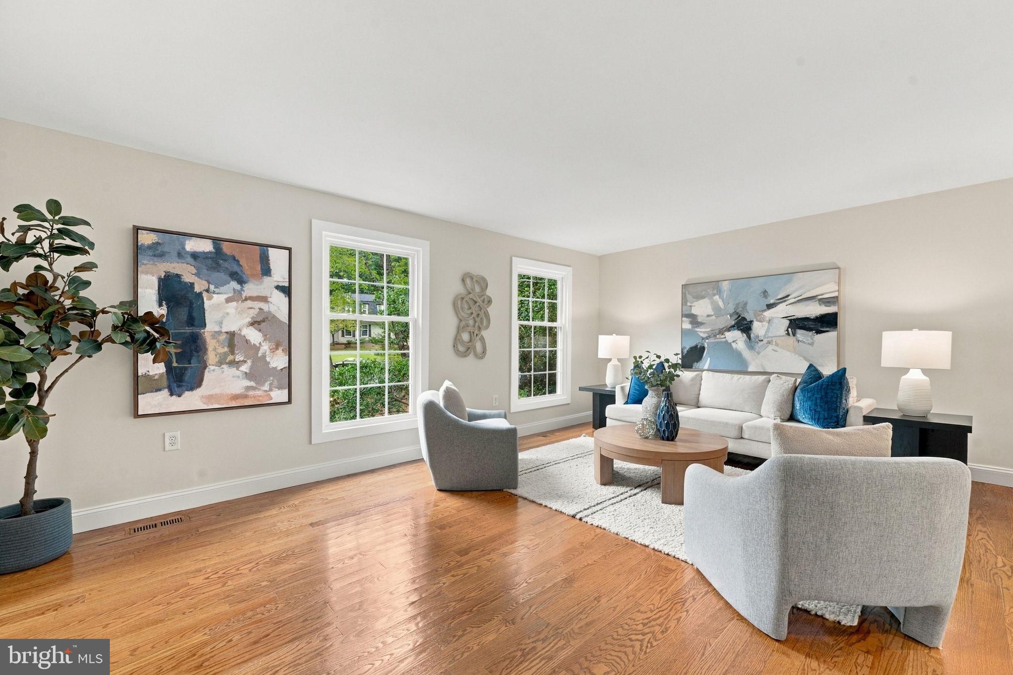 11231 Hunting Horn Lane Reston, VA 20191 - Photo 9 of 64 Gallery Image 9