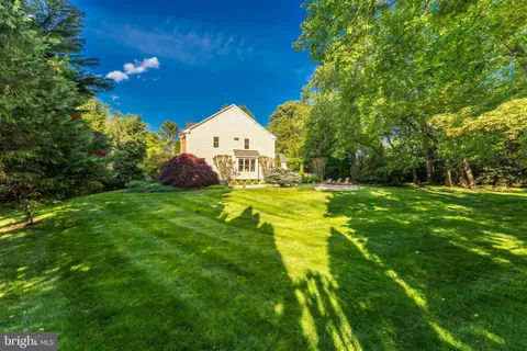 $2,395,000 | 6915 St Albans Road, McLean, VA 22101