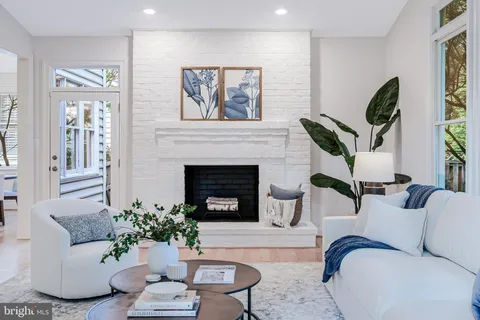 $2,395,000 | 6915 St Albans Road, McLean, VA 22101