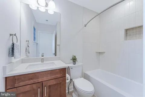 $2,395,000 | 6915 St Albans Road, McLean, VA 22101