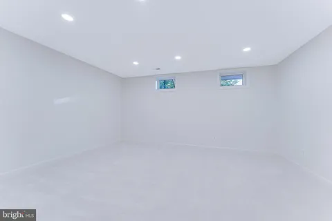 $2,395,000 | 6915 St Albans Road, McLean, VA 22101