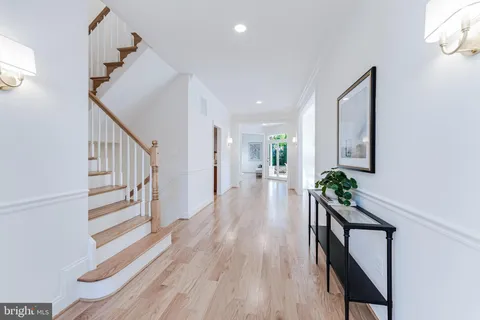 $2,395,000 | 6915 St Albans Road, McLean, VA 22101