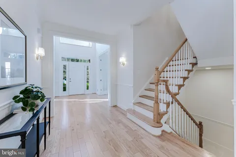$2,395,000 | 6915 St Albans Road, McLean, VA 22101