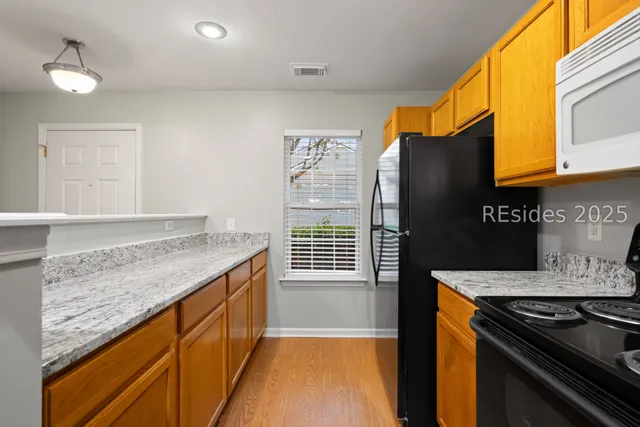 $379,900 | 307 East Avenue, Bluffton, SC 29910