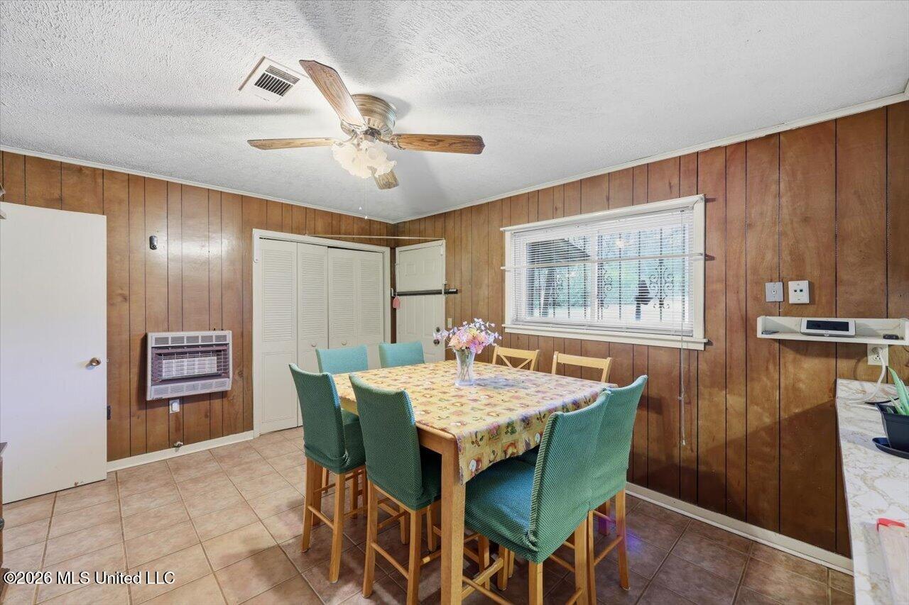 1511 Lowery Lane Jackson, MS 39209 - Photo 15 of 25 16-1511 Lowery Ln _ Home Tours MS