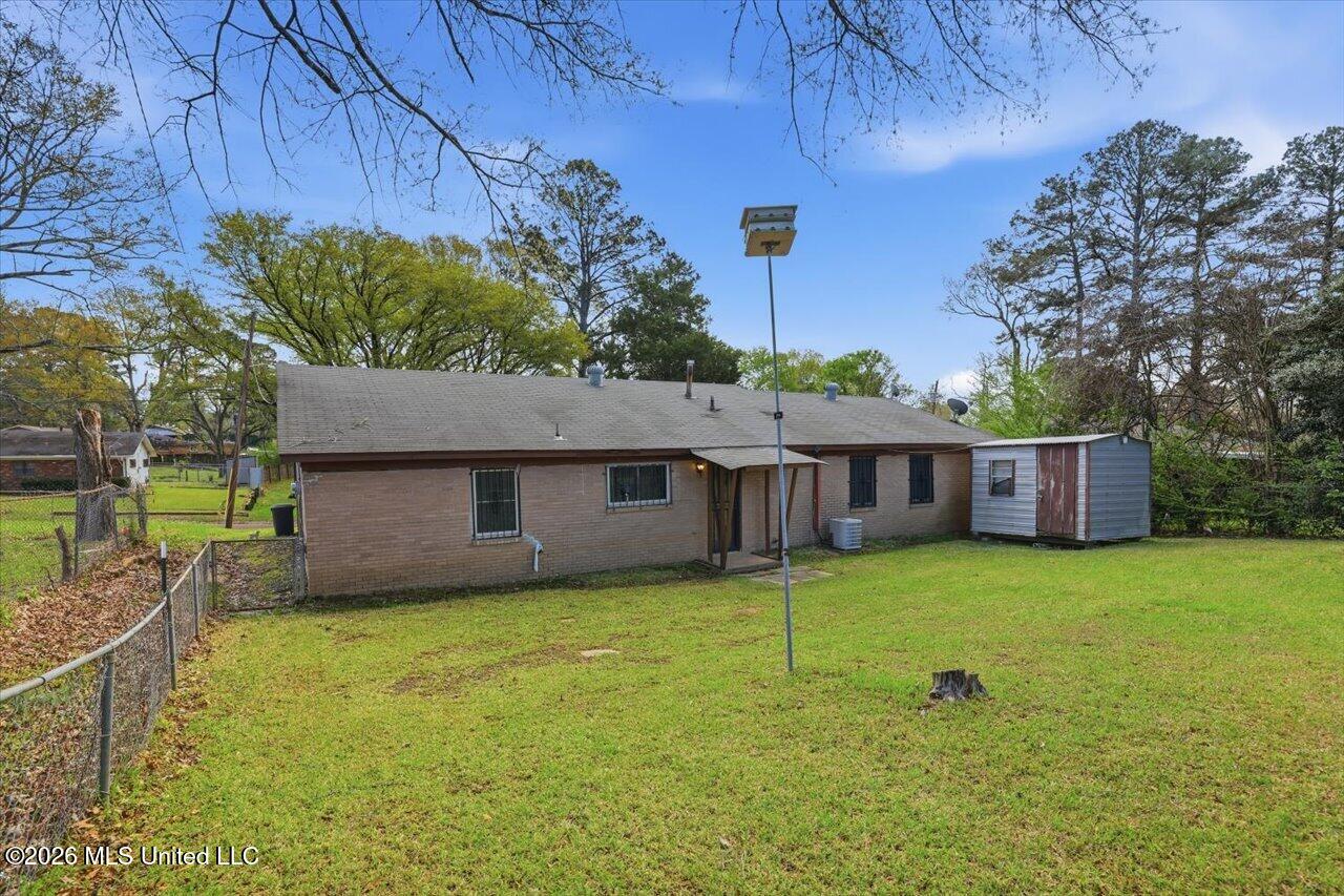 1511 Lowery Lane Jackson, MS 39209 - Photo 22 of 25 25-1511 Lowery Ln _ Home Tours MS