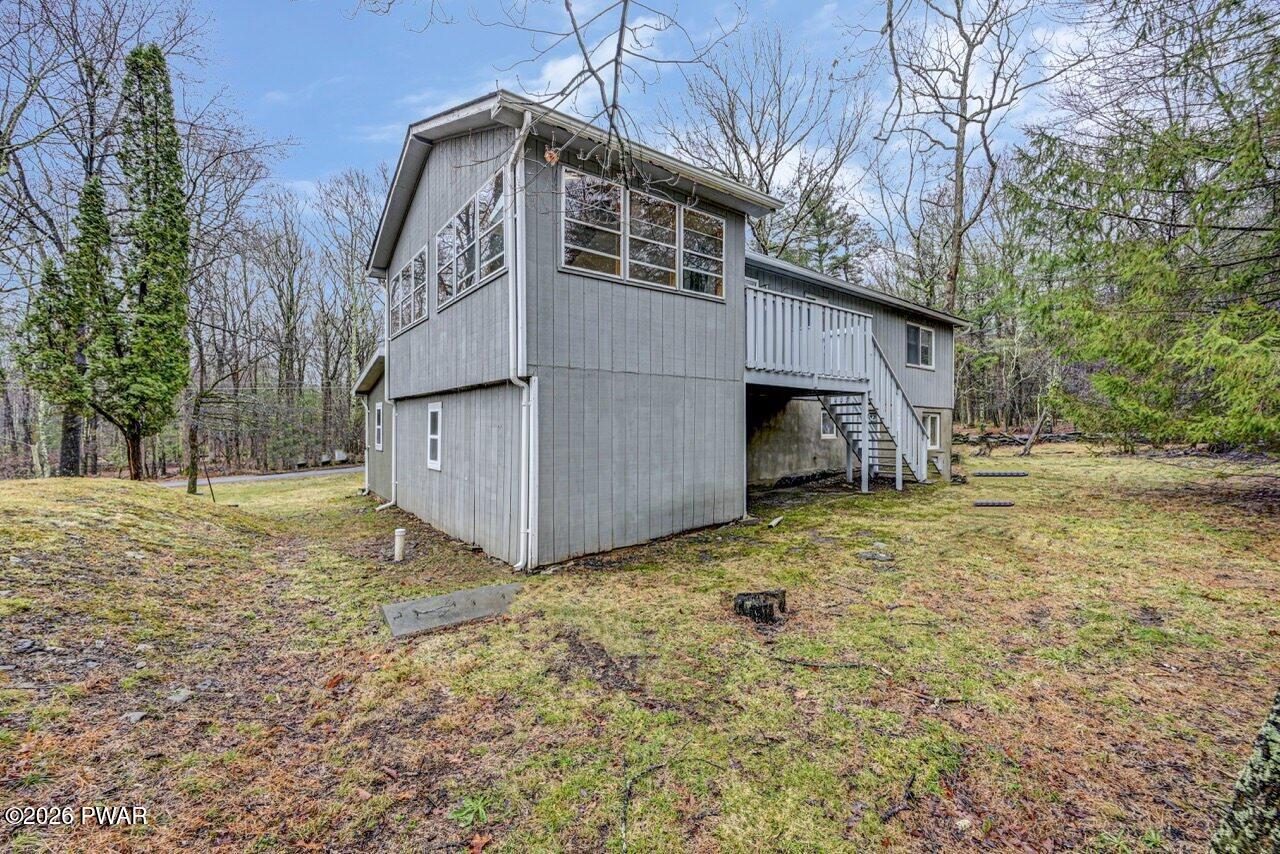100 Fox Road Dingmans Ferry, PA 18328 - Photo 4 of 51