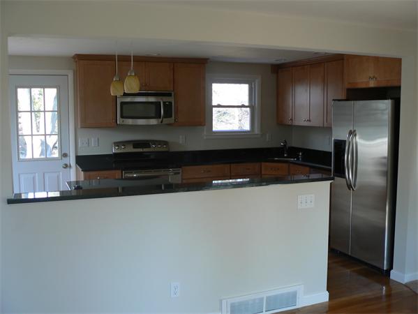 6 Hampshire Road Peabody, MA 01960 - Photo 14 of 25 Gallery Image 14