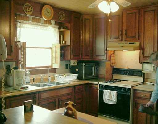 1639 Midland Beaver Road Industry, PA 15052 - Photo 3 of 8 Kitchen.
