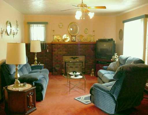 1639 Midland Beaver Road Industry, PA 15052 - Photo 5 of 8 Living Room.