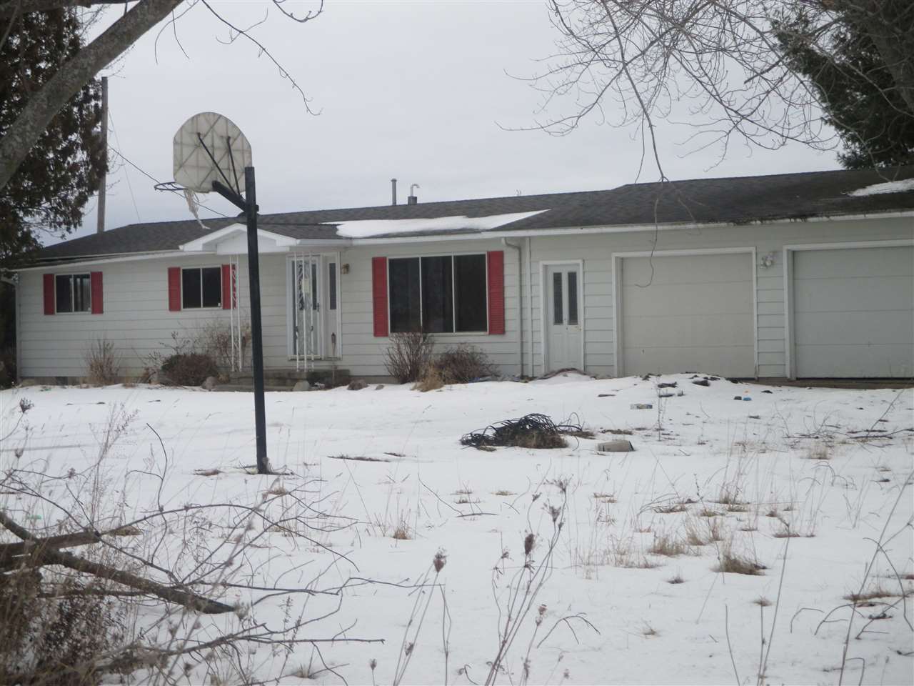 10475 South Mission Road Shepherd, MI 48883 - Photo 1 of 18 1811327.JPG