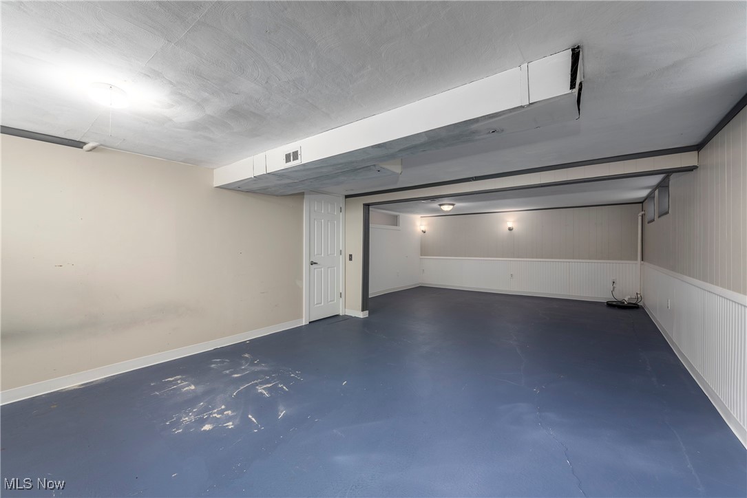 7717 Hoertz Road Cleveland, OH 44134 - Photo 27 of 49 View of garage