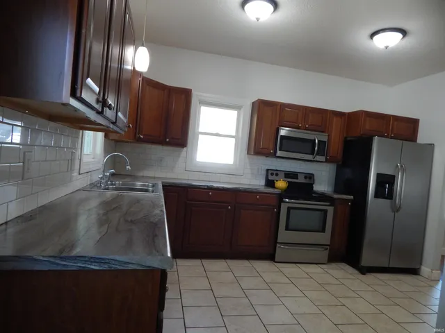 $199,000 | 1511 11th Street, Bedford, IN 47421