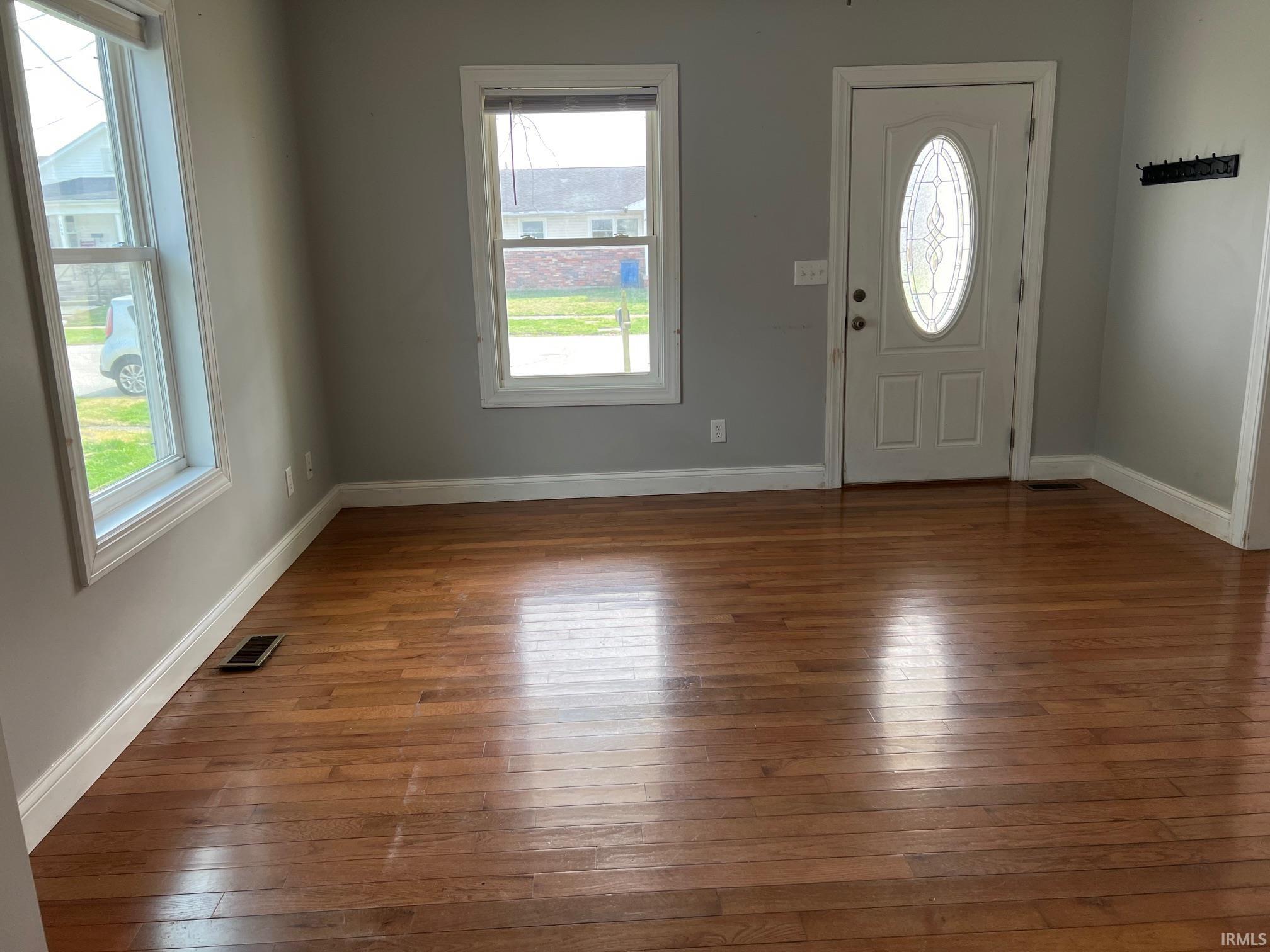 1511 11th Street Bedford, IN 47421 - Photo 7 of 16