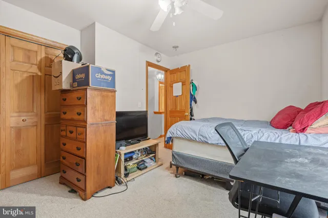 $420,000 | 323 Enterprise Drive, Bird-in-Hand, PA 17505