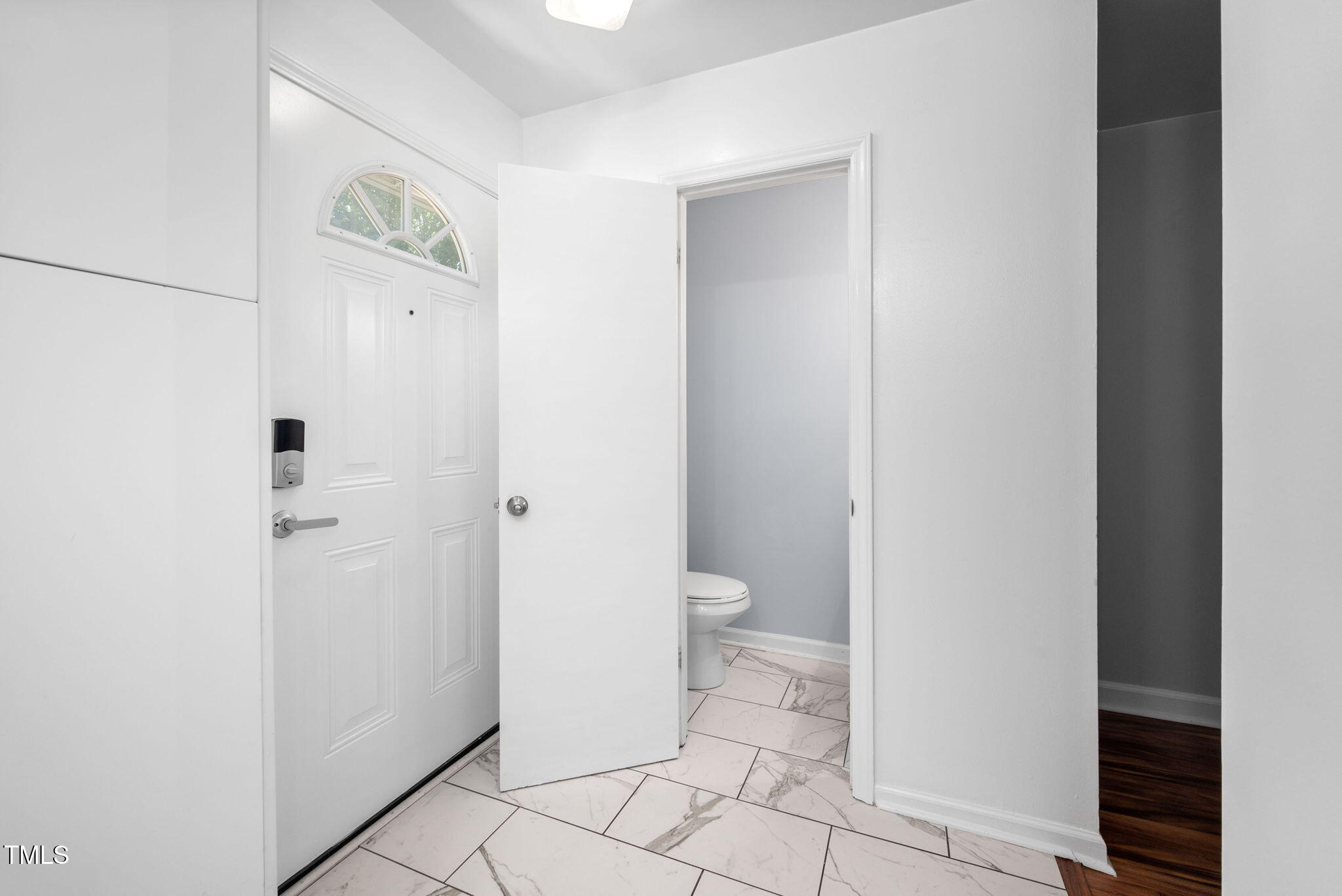 6565 New Market Way Raleigh, NC 27615 - Photo 20 of 29 down hall