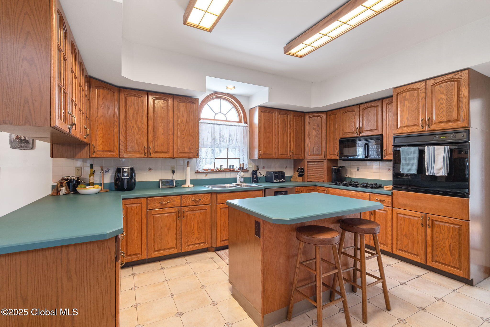 1872 Currybush Road Rotterdam, NY 12306 - Photo 9 of 62 13-1872CurrybushRd_13