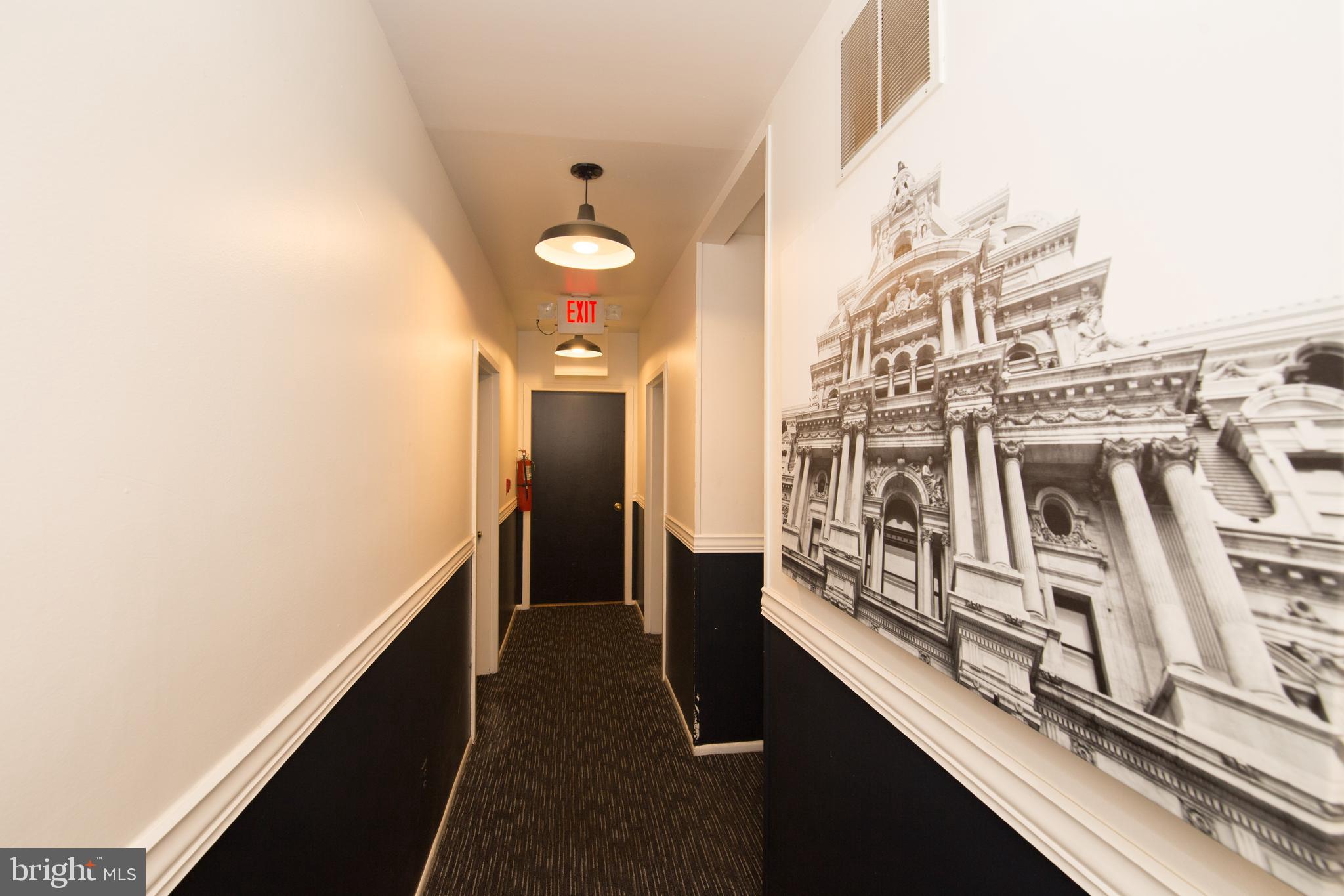 319 South 10th Street, Unit 335 Philadelphia, PA 19107 - Photo 3 of 13 Hallway