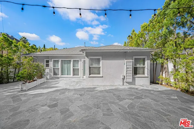 $7,995 | 2036 Hillsboro Avenue, Los Angeles, CA 90034