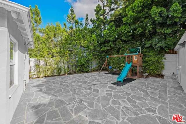 $7,995 | 2036 Hillsboro Avenue, Los Angeles, CA 90034