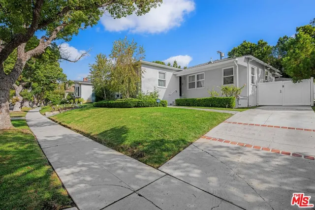 $7,995 | 2036 Hillsboro Avenue, Los Angeles, CA 90034