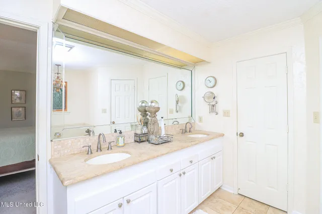 $324,999 | 697 Country Pl Drive, Pearl, MS 39208