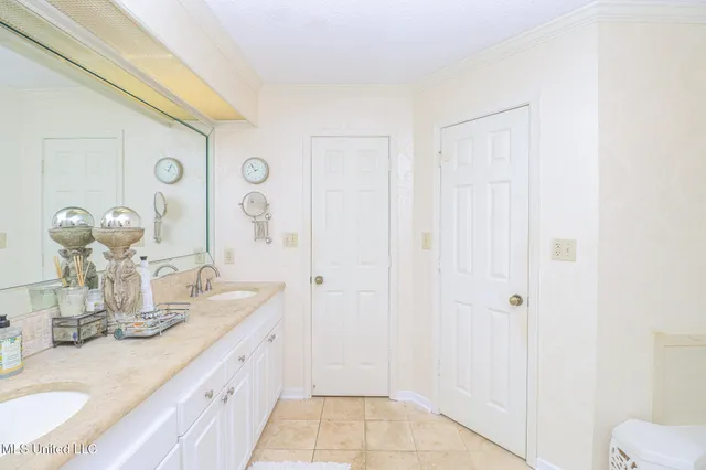 $324,999 | 697 Country Pl Drive, Pearl, MS 39208