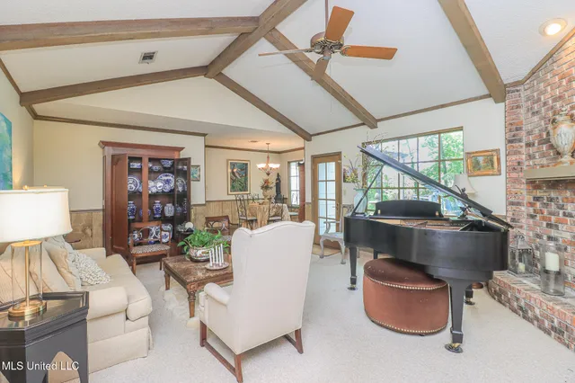 $324,999 | 697 Country Pl Drive, Pearl, MS 39208