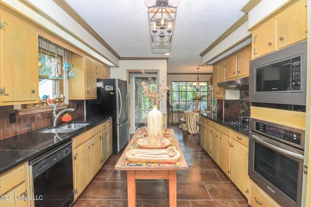 $324,999 | 697 Country Pl Drive, Pearl, MS 39208