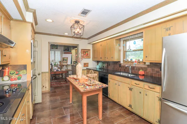 $324,999 | 697 Country Pl Drive, Pearl, MS 39208