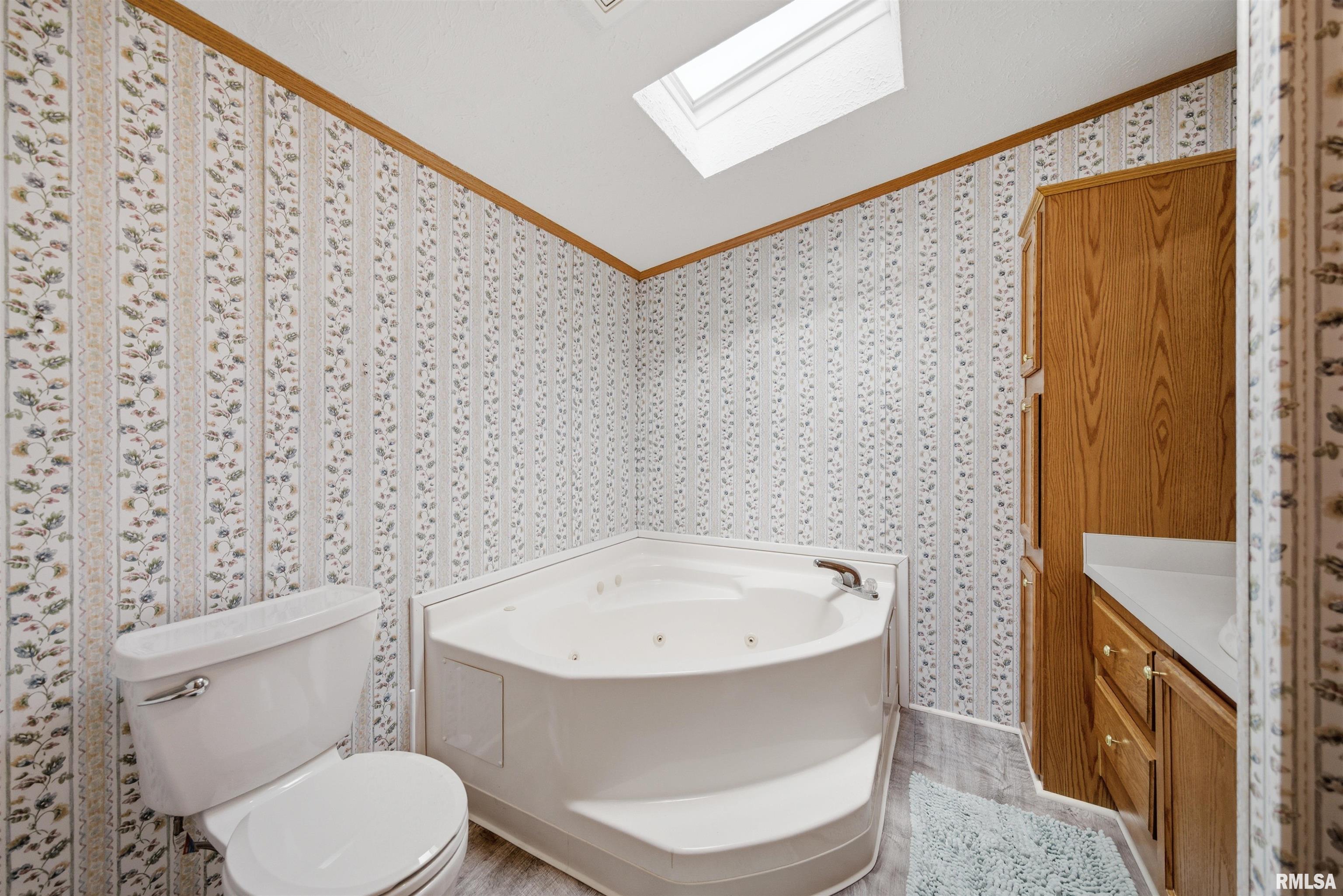 701 Fischer Road, Unit 230 Creve Coeur, IL 61610 - Photo 22 of 35