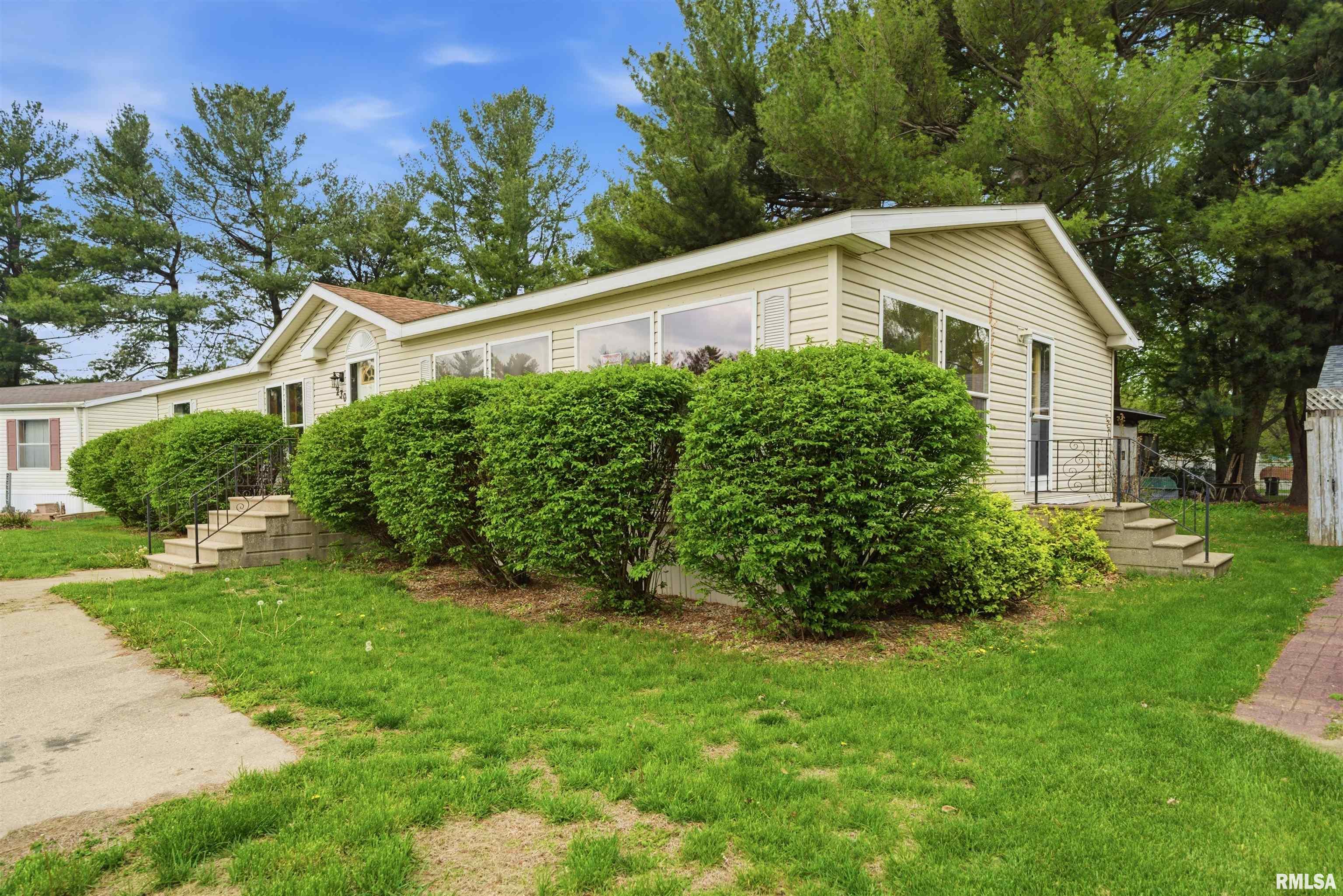 701 Fischer Road, Unit 230 Creve Coeur, IL 61610 - Photo 3 of 35